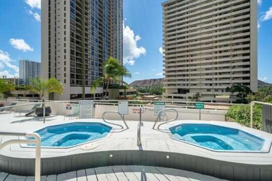 הונולולו Deluxe Panoramic Mountain View Condo - 37Th Floor, Free Parking & Wifi Condo מראה חיצוני תמונה