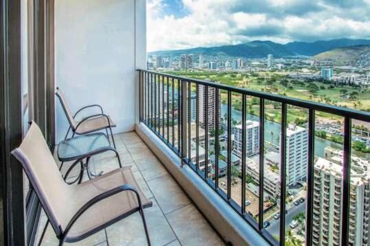 הונולולו Deluxe Panoramic Mountain View Condo - 37Th Floor, Free Parking & Wifi Condo מראה חיצוני תמונה