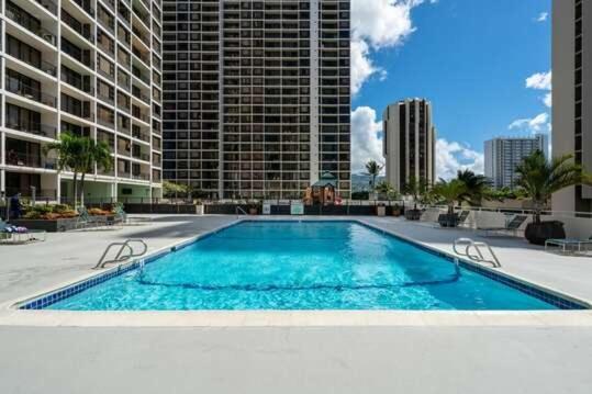 הונולולו Deluxe Panoramic Mountain View Condo - 37Th Floor, Free Parking & Wifi Condo מראה חיצוני תמונה